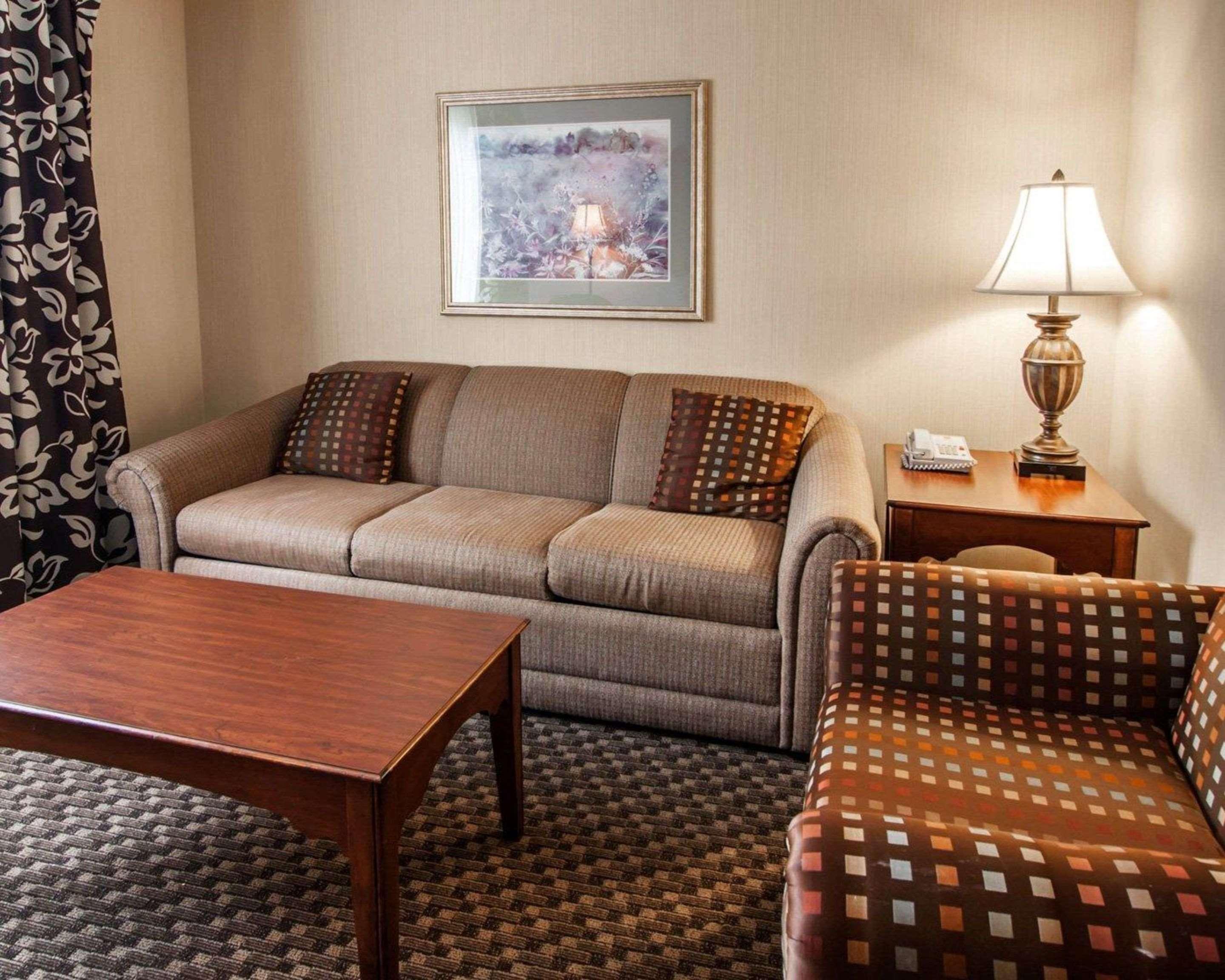 Comfort Suites Корваллис Экстерьер фото
