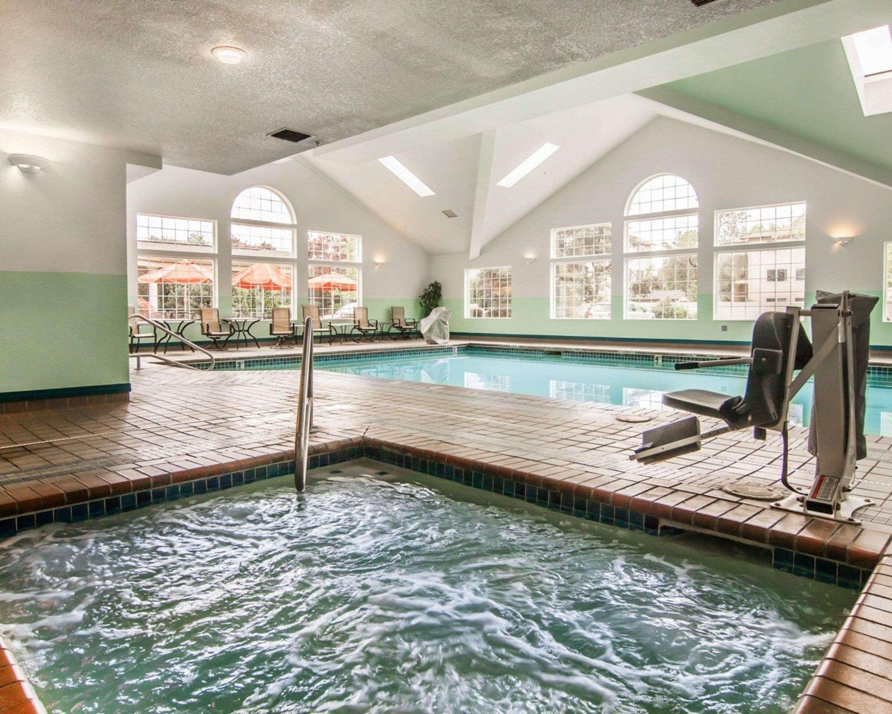 Comfort Suites Корваллис Экстерьер фото