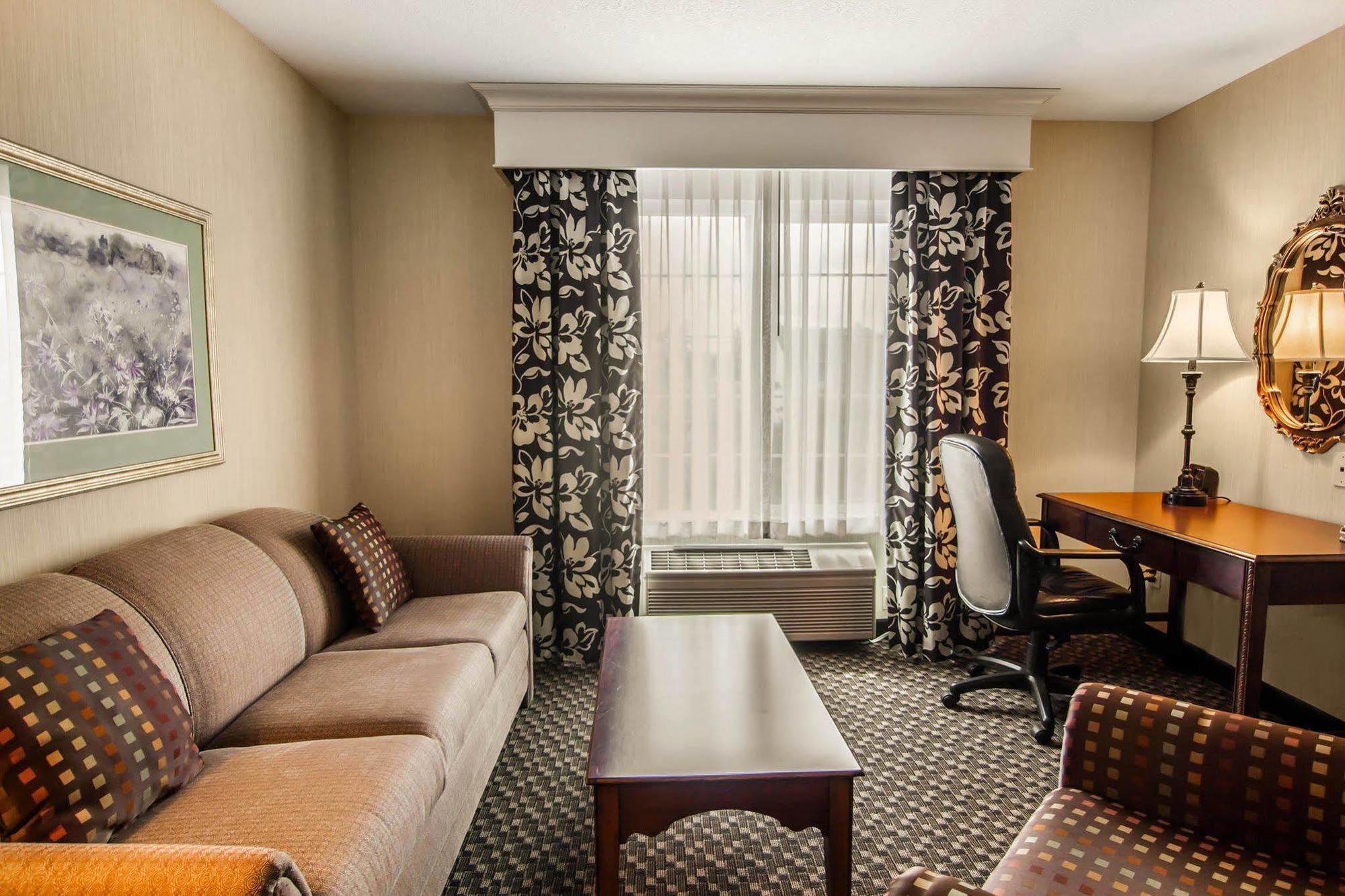 Comfort Suites Корваллис Экстерьер фото