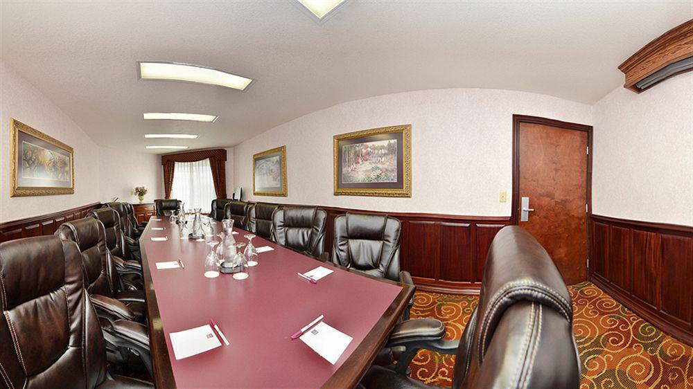 Comfort Suites Корваллис Экстерьер фото